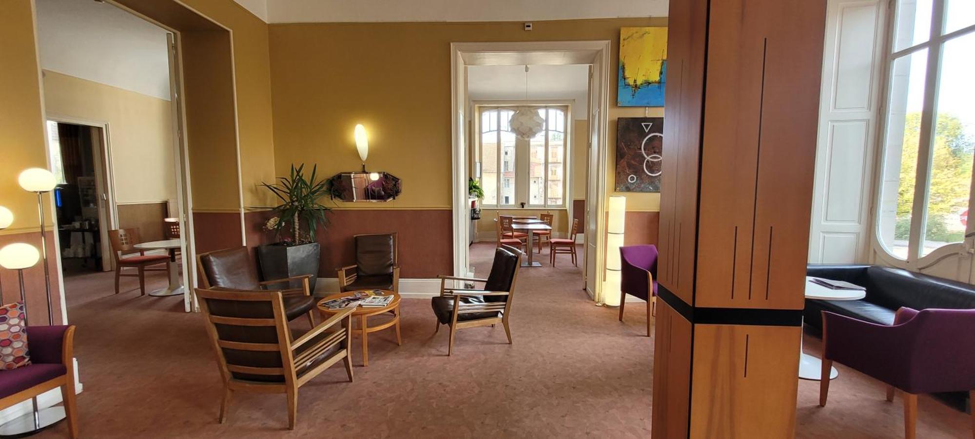 Garden & City Luxeuil Ex Le Metropole Et Les Thermes Екстериор снимка