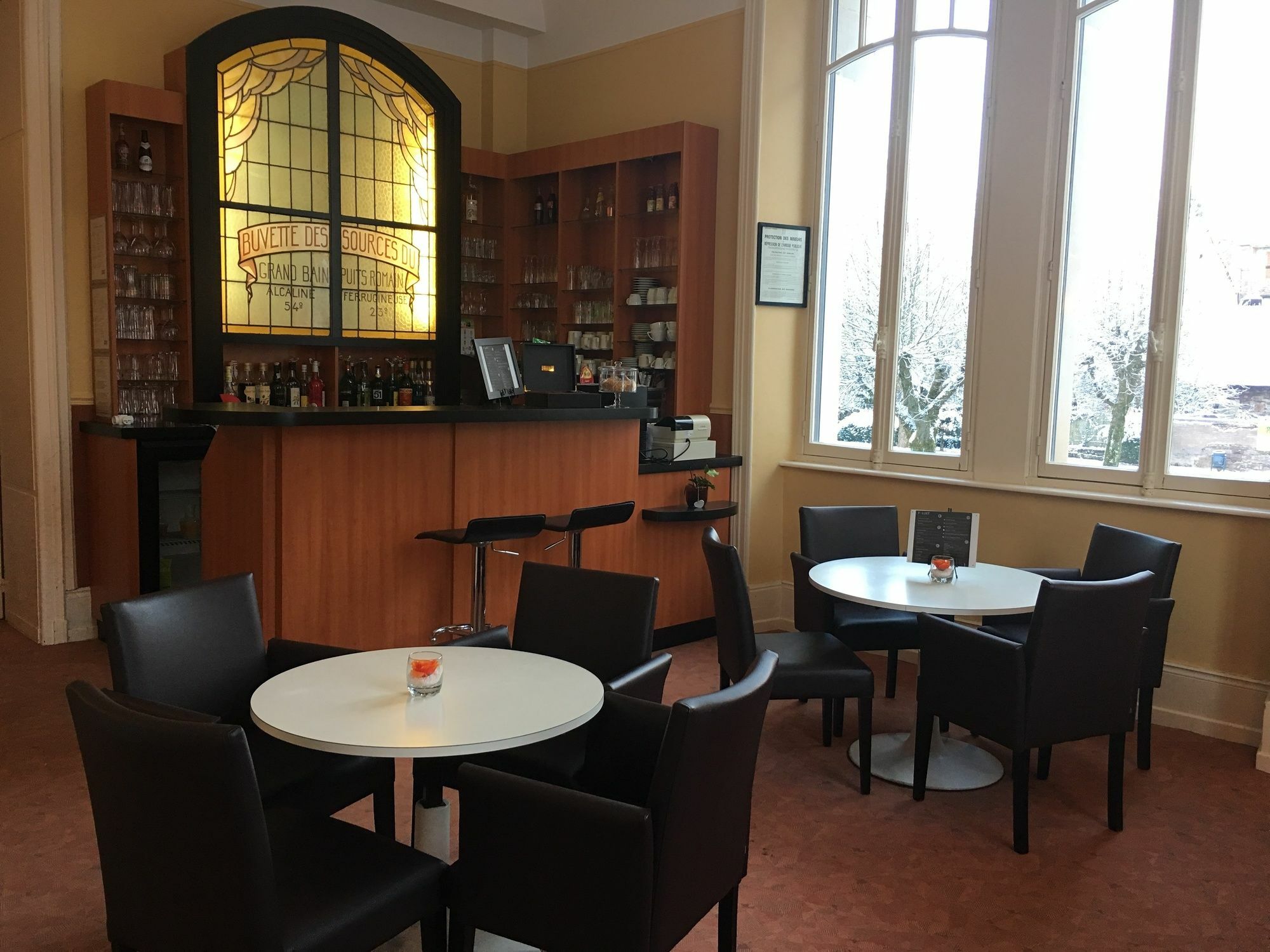 Garden & City Luxeuil Ex Le Metropole Et Les Thermes Екстериор снимка